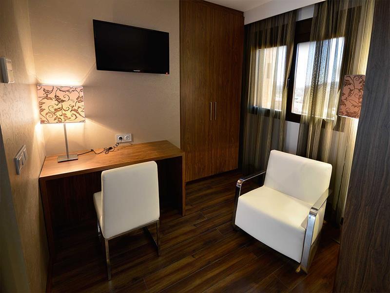 Gran Hotel Botanicos Теруель Номер фото