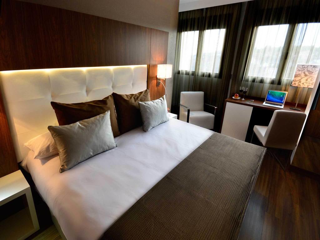 Gran Hotel Botanicos Теруель Номер фото